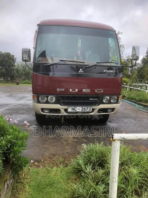 Mitsubishi Bola Rosa 2015 Bus (Used)