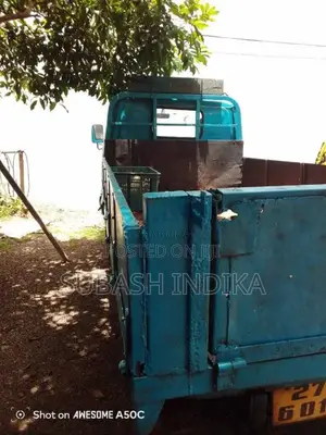 Isuzu Elf 1980 Lorry (Used)