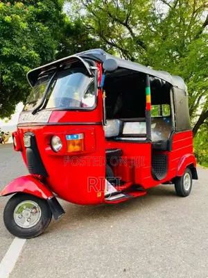 Bajaj 4 Stroke 2013 Three Wheel (Used)