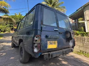 Toyota Land Cruiser 1987 SUV (Used)