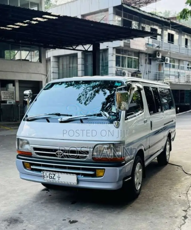 Toyota Dolphin Super GL LH172 1998 Van (Used)