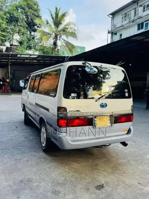 Toyota Dolphin Super GL LH172 1998 Van (Used)