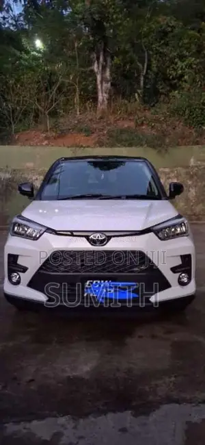 Toyota Raize 2025 SUV (Used)