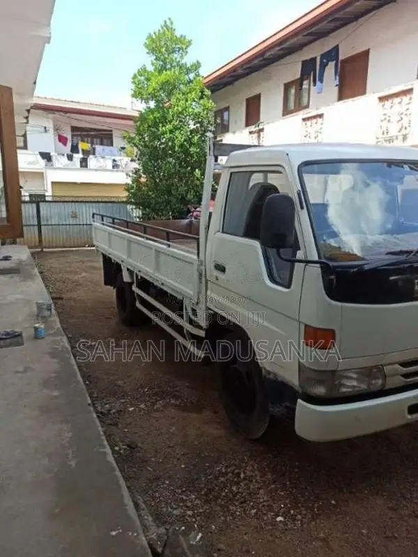 Toyota Dyna 1993 Lorry (Used)