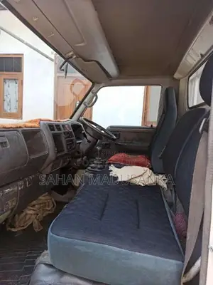 Toyota Dyna 1993 Lorry (Used)