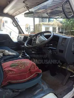 Toyota Dyna 1993 Lorry (Used)