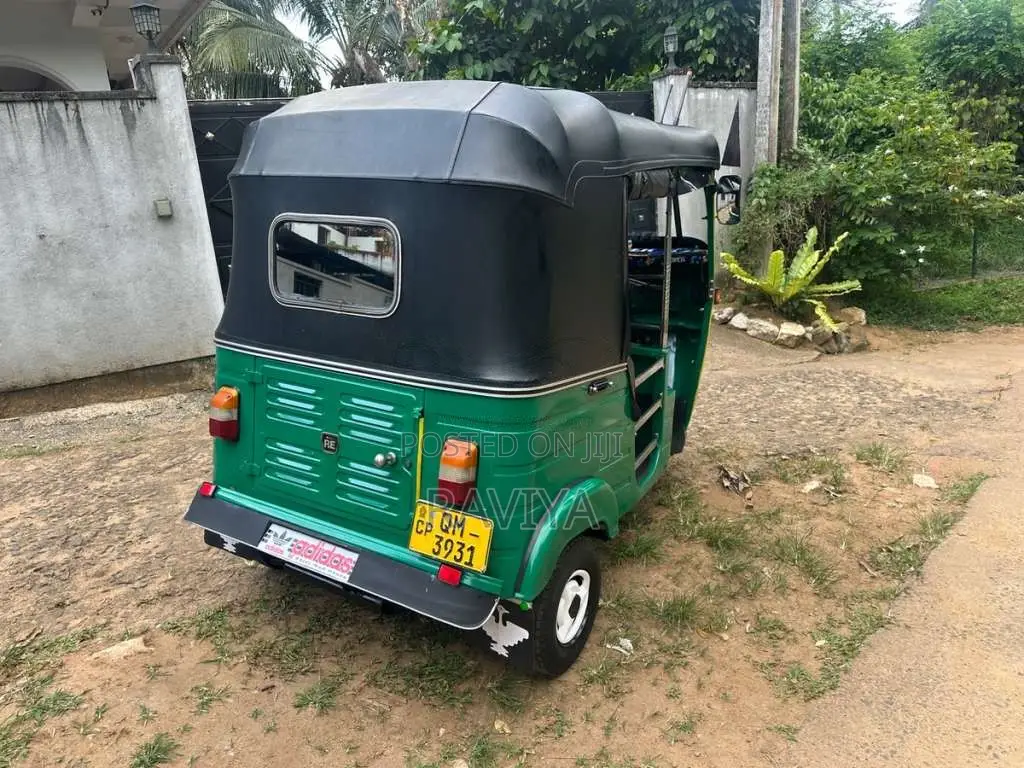 Bajaj 4 Stroke 2007 Three Wheel (Used)
