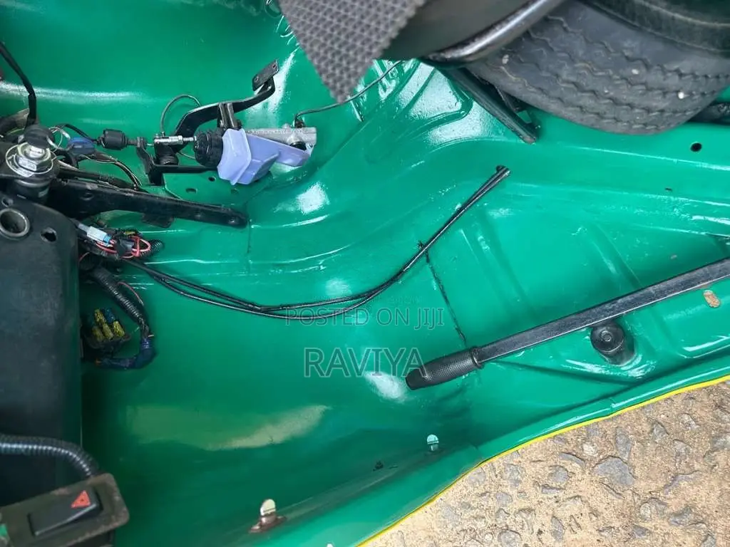 Bajaj 4 Stroke 2007 Three Wheel (Used)