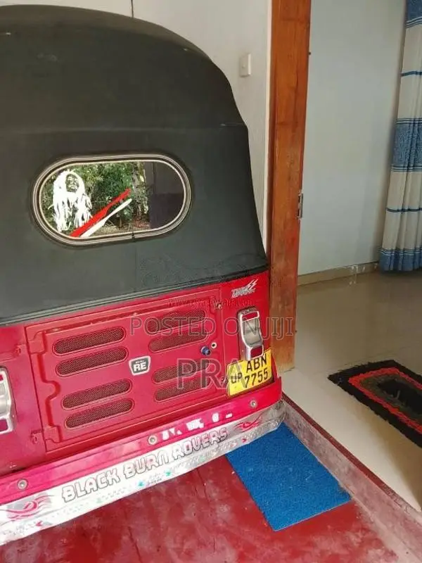 Bajaj 4 Stroke 2016 Three Wheel (Used)