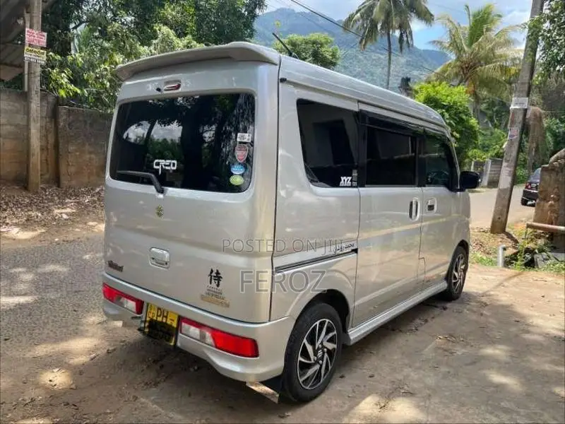 Suzuki Wagon 2016 Van (Used)