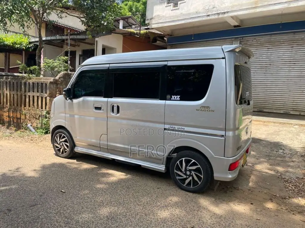 Suzuki Wagon 2016 Van (Used)