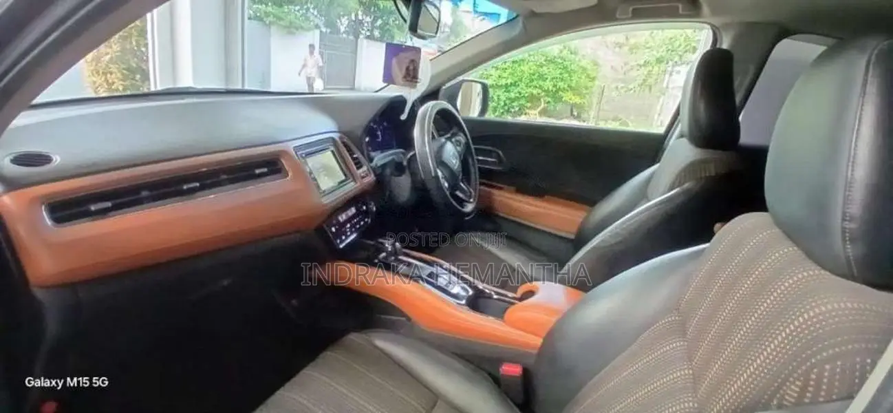 Honda Vezel 2014 SUV (Used)