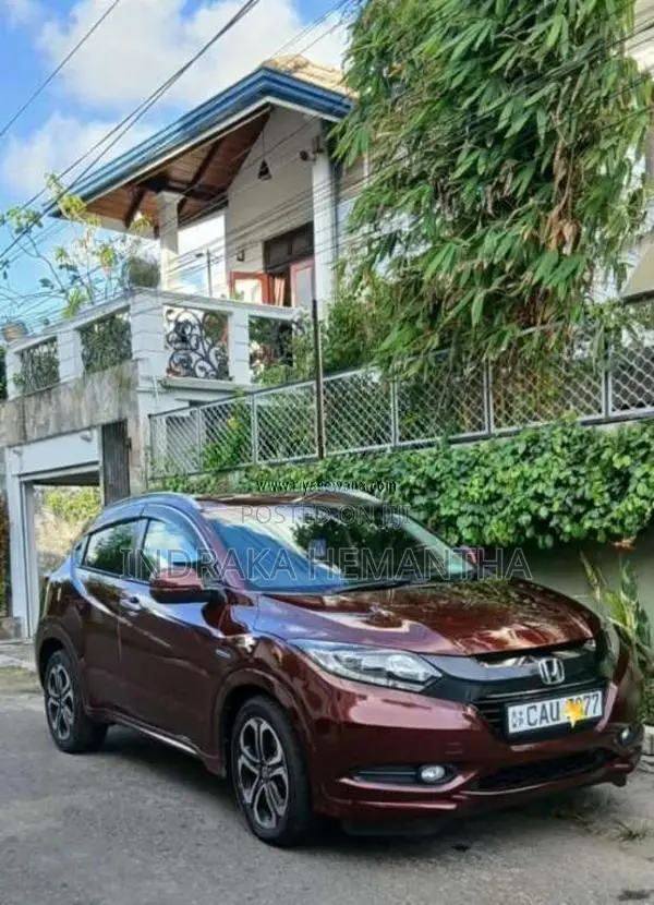 Honda Vezel 2014 SUV (Used)