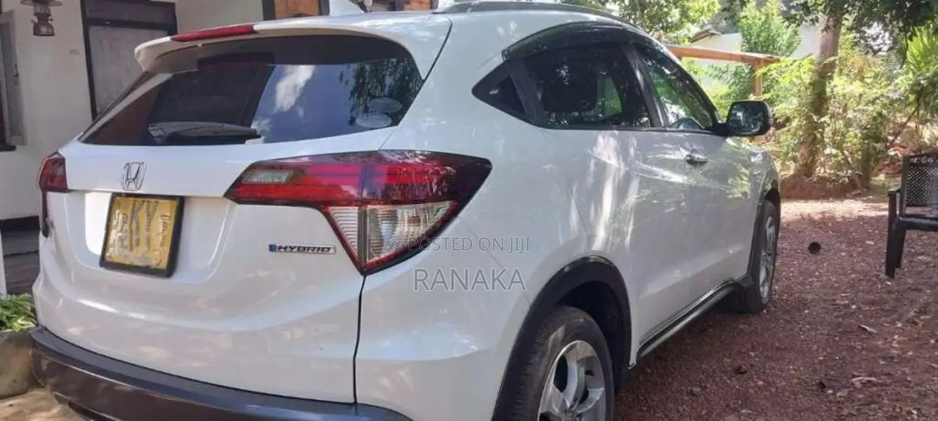 Honda Vezel 2014 SUV (Used)