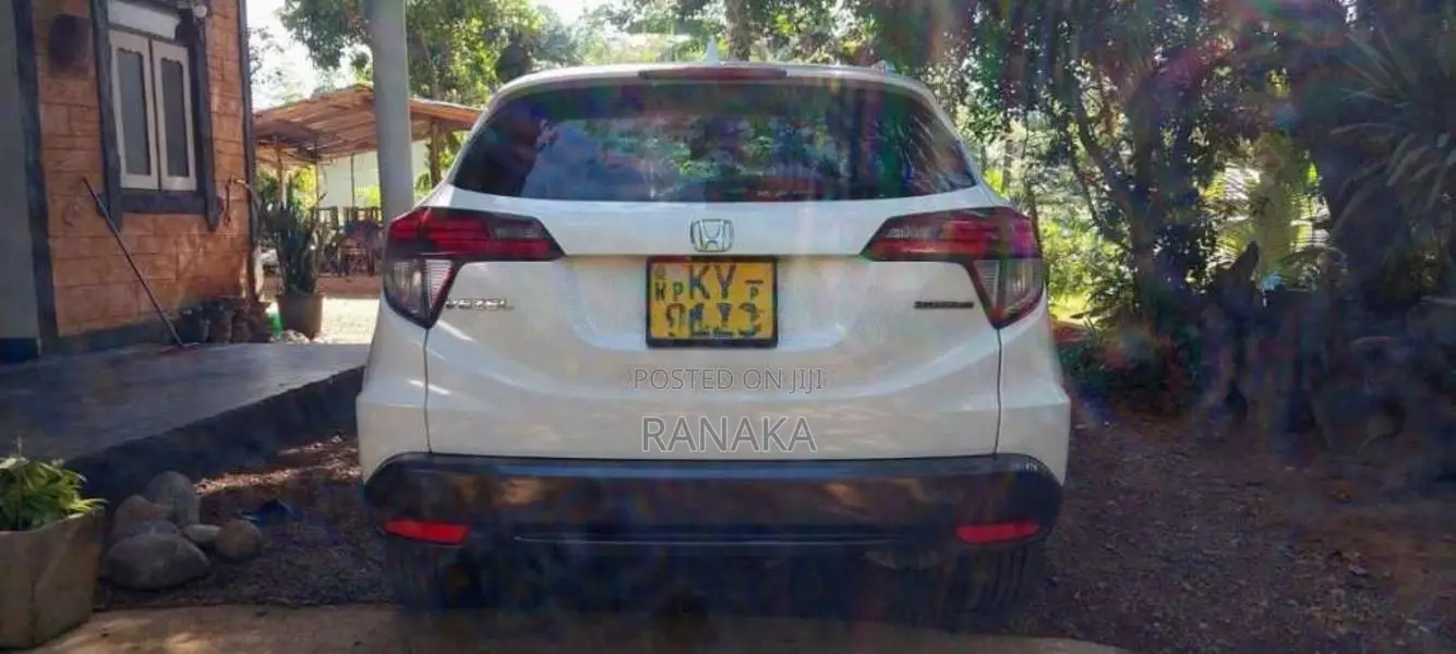 Honda Vezel 2014 SUV (Used)