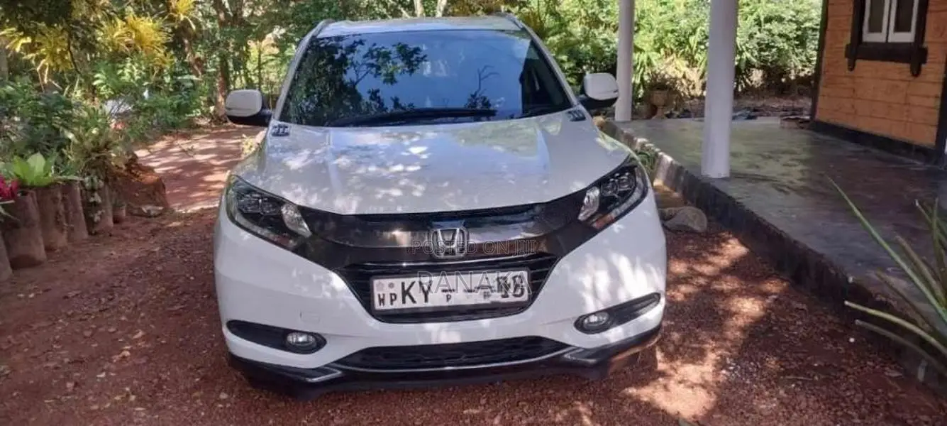 Honda Vezel 2014 SUV (Used)