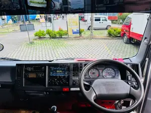 Isuzu Elf Freezer 2013 Lorry (Used)