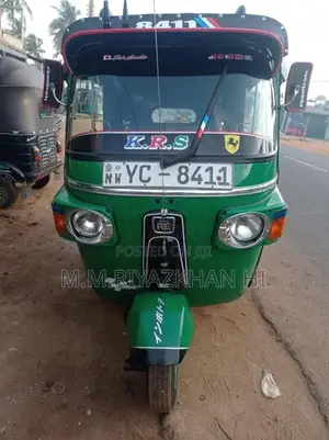 Bajaj 4 Stroke 2010 Three Wheel (Used)