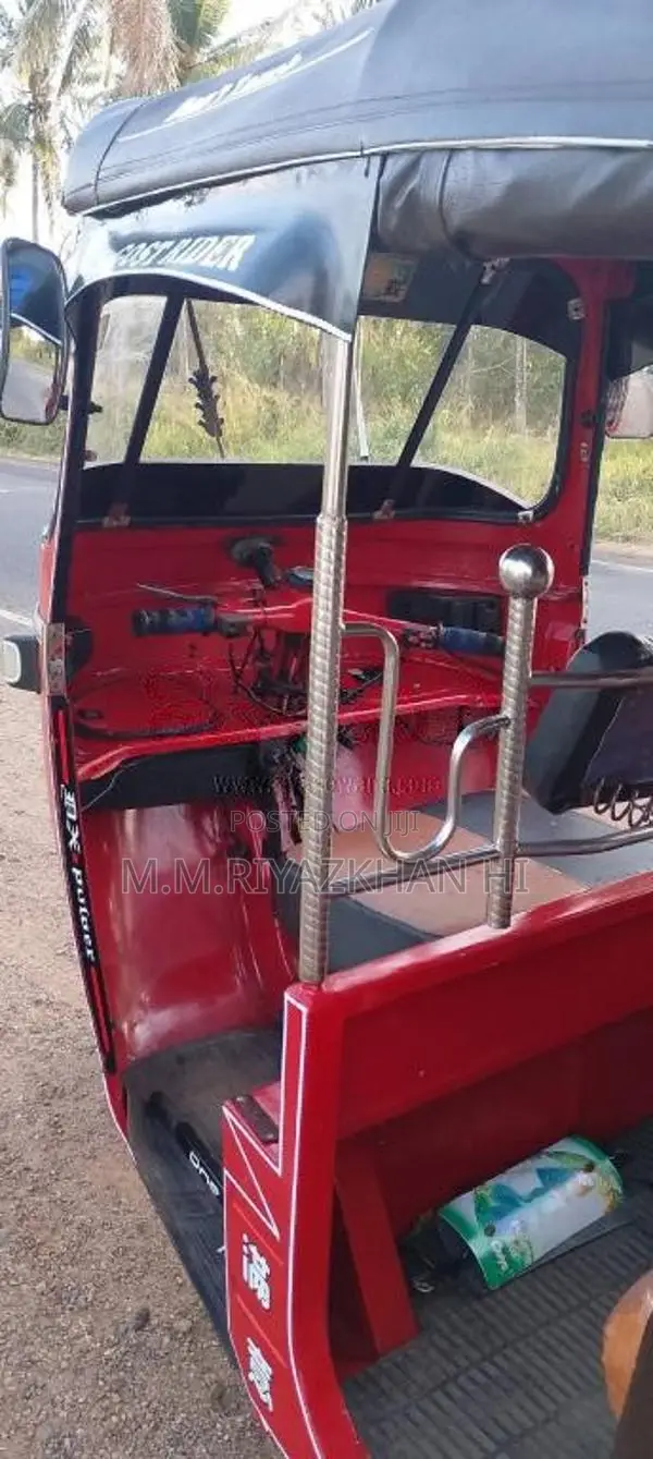 Bajaj RE 2003 Three Wheel (Used)