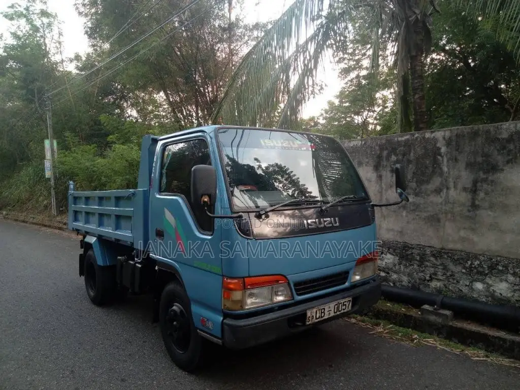 Isuzu AKR66E 1998 Lorry (Used)