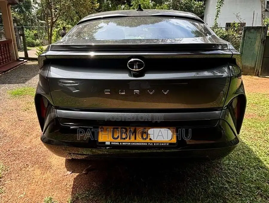 Tata Curvv 2025 SUV (Used)