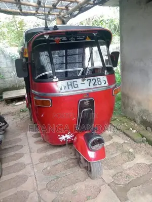 Bajaj 2 Stroke 2004 Three Wheel (Used)