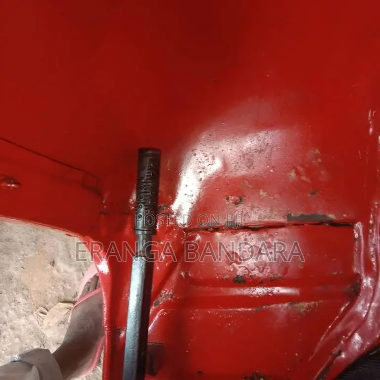 Bajaj 2 Stroke 2004 Three Wheel (Used)