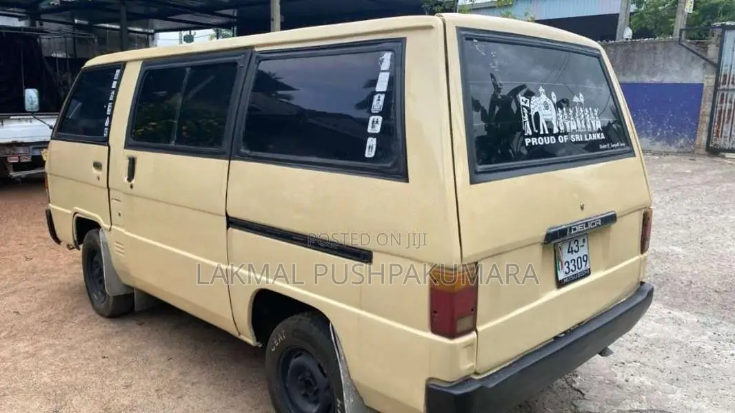 Mitsubishi Delica 1979 Van (Used)
