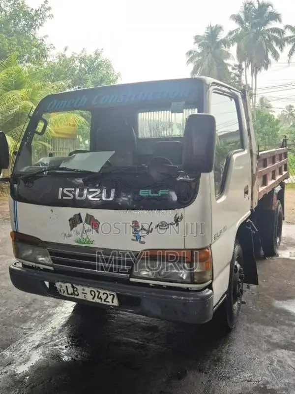 Isuzu AKR 66 1996 Lorry (Used)