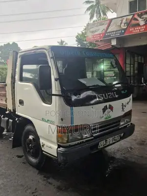 Isuzu AKR 66 1996 Lorry (Used)