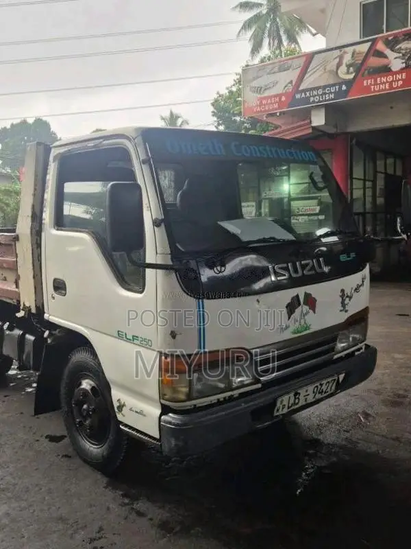 Isuzu AKR 66 1996 Lorry (Used)