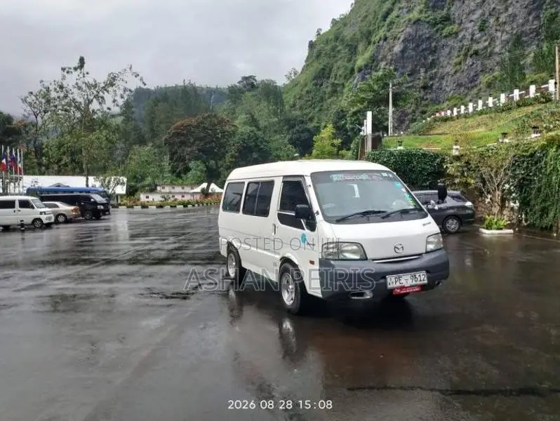 Mazda Vanette Lion Face 2010 Van (Used)