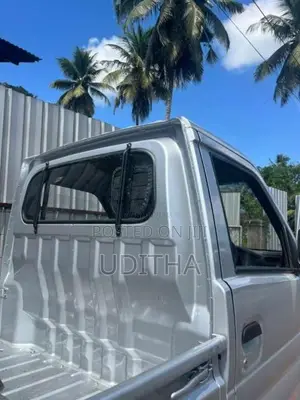DFSK Unimo Lokka 2012 Lorry (Used)
