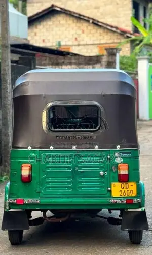 Bajaj 2 Stroke 2006 Three Wheel (Used)