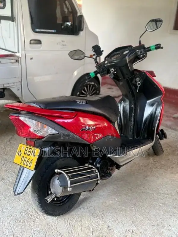 Honda Dio 2015 Motorbike (Used)