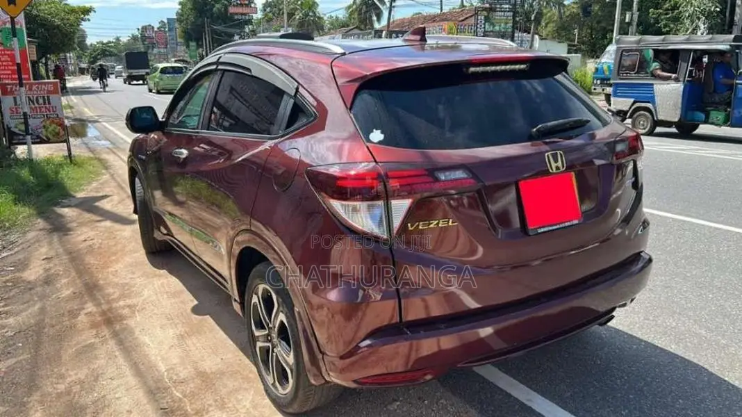 Honda Vezel 2014 SUV (Used)