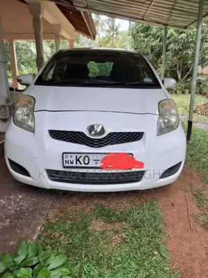 Toyota Vitz 2007 Car (Used)