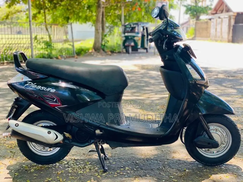 Hero Pleasure 2011 Motorbike (Used)