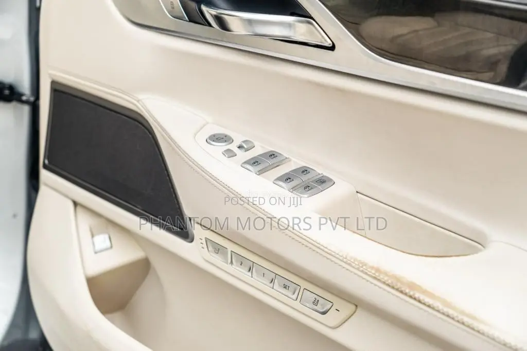 BMW 740 2018 Car (Used)