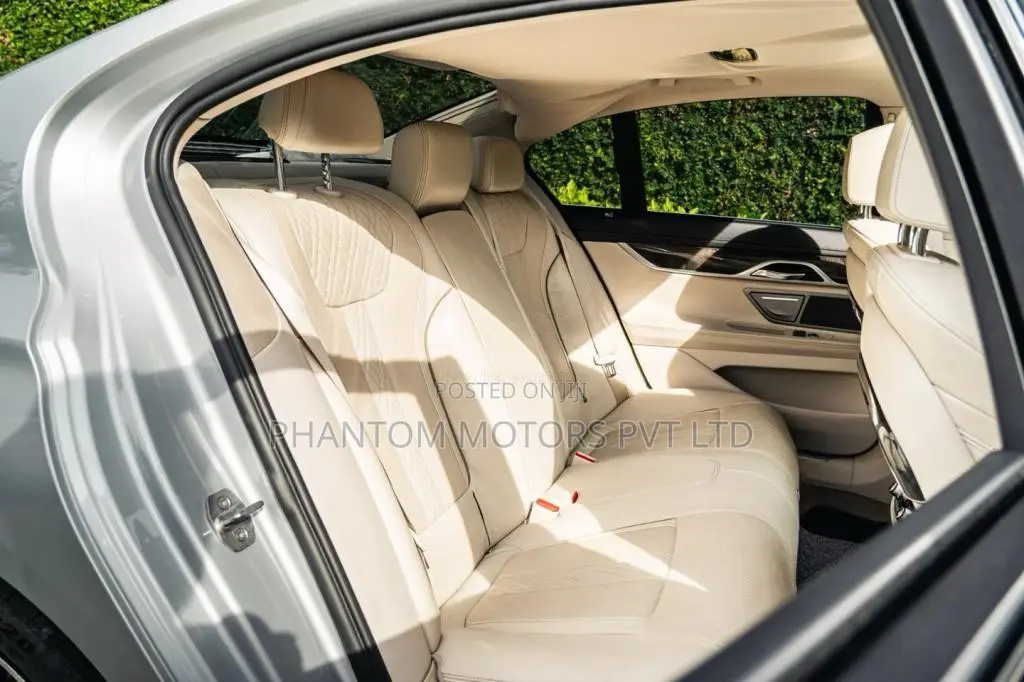 BMW 740 2018 Car (Used)