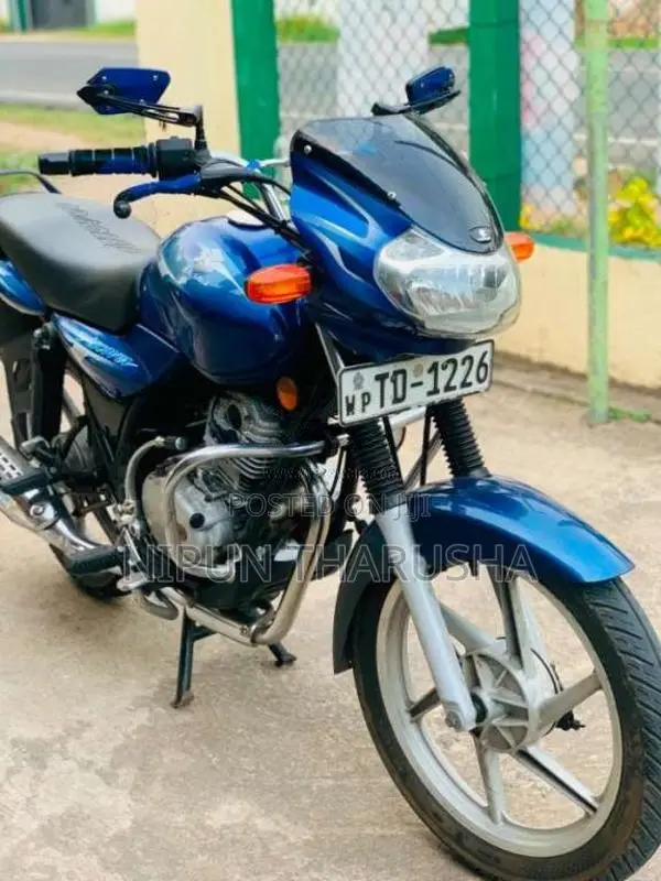 Bajaj Discover 2006 Motorbike (Used)