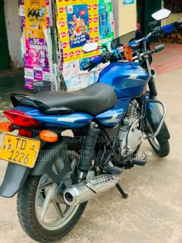 Bajaj Discover 2006 Motorbike (Used)