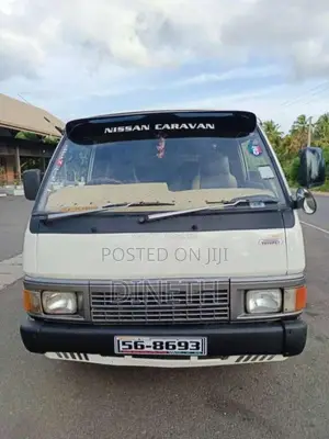 Nissan Caravan 1990 Van (Used)