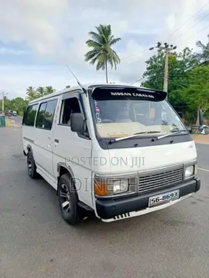 Nissan Caravan 1990 Van (Used)
