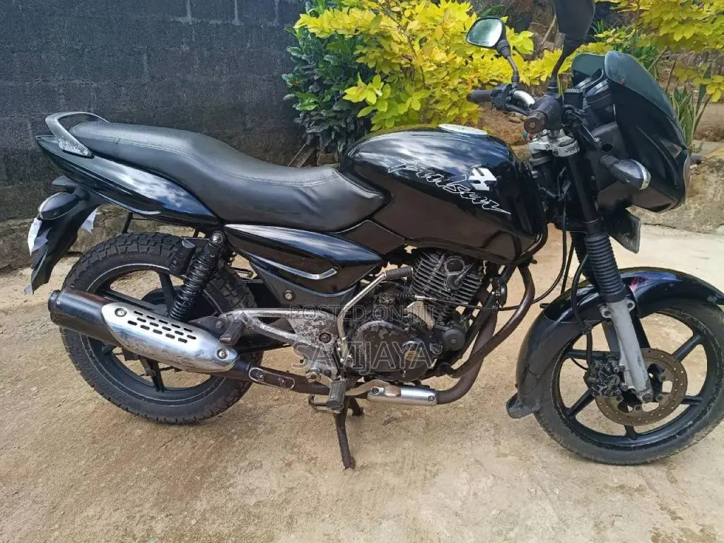 Bajaj Pulsar 2006 Motorbike (Used)