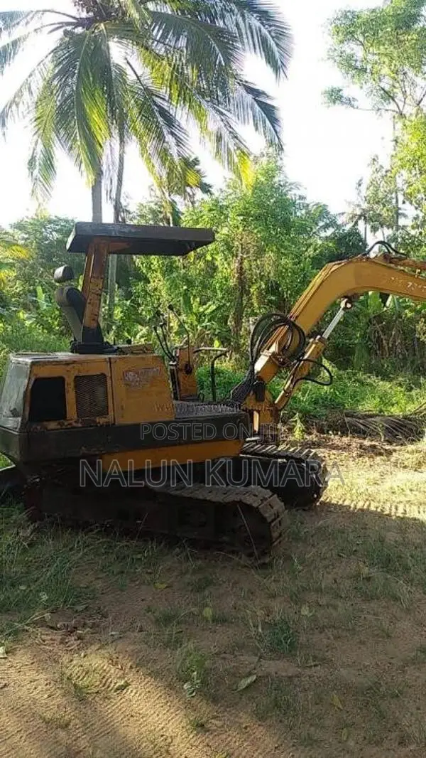 Mitsubishi MS30 1996 Heavy-Duty (Used)