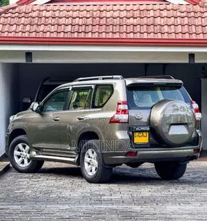 Toyota Land Cruiser Prado TX 2015 SUV (Used)