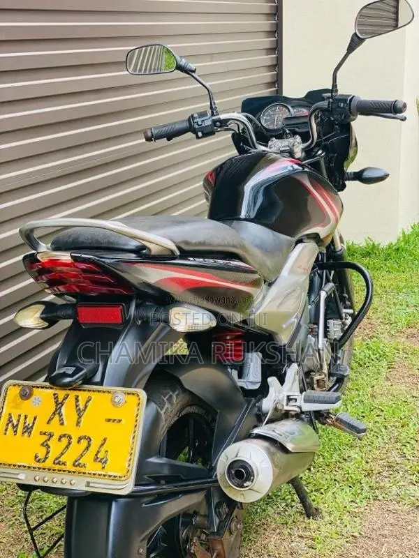 Bajaj Discover 2012 Motorbike (Used)