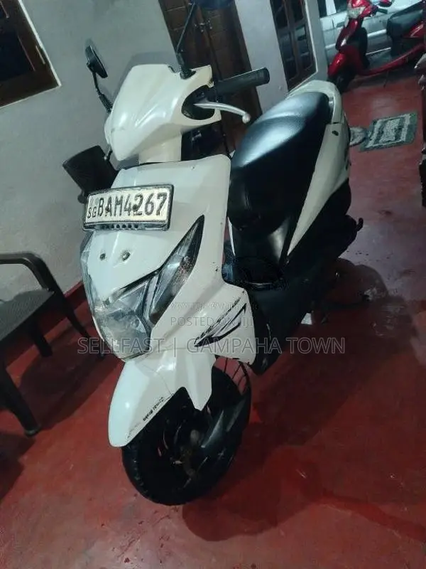 Honda Dio 2014 Motorbike (Used)