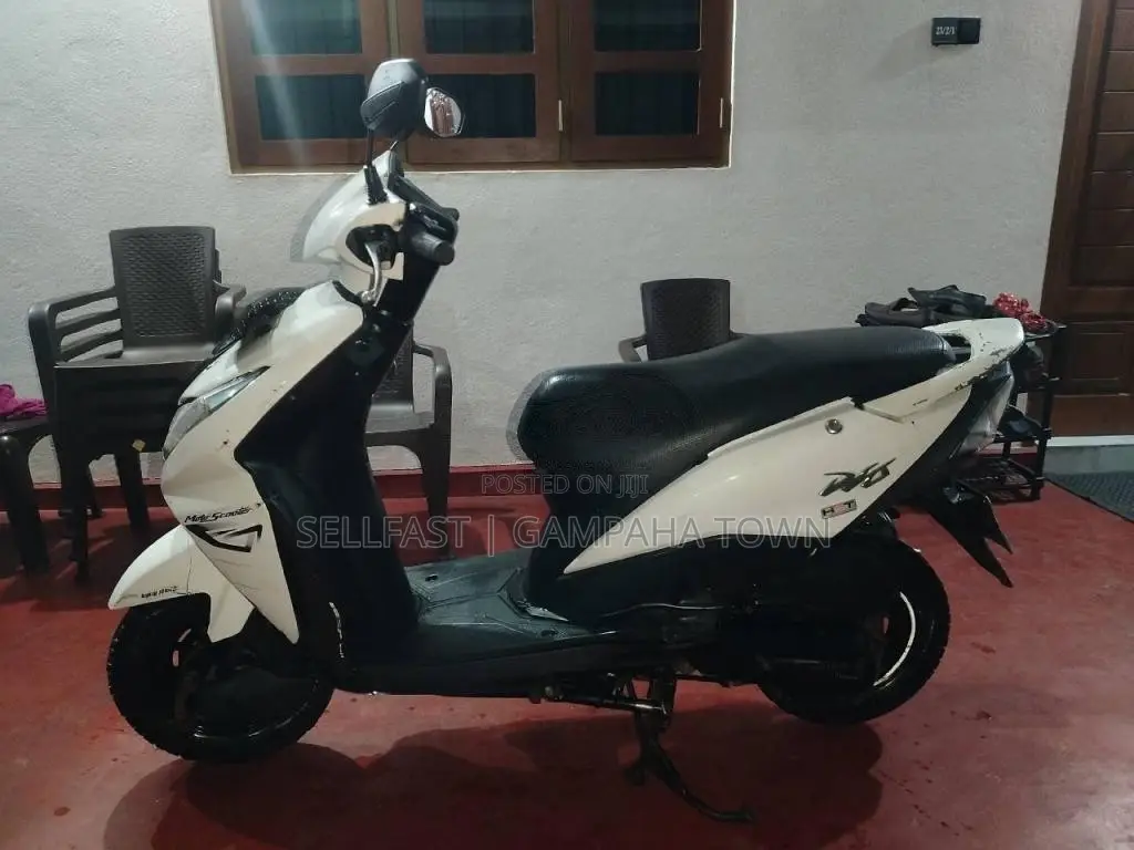 Honda Dio 2014 Motorbike (Used)